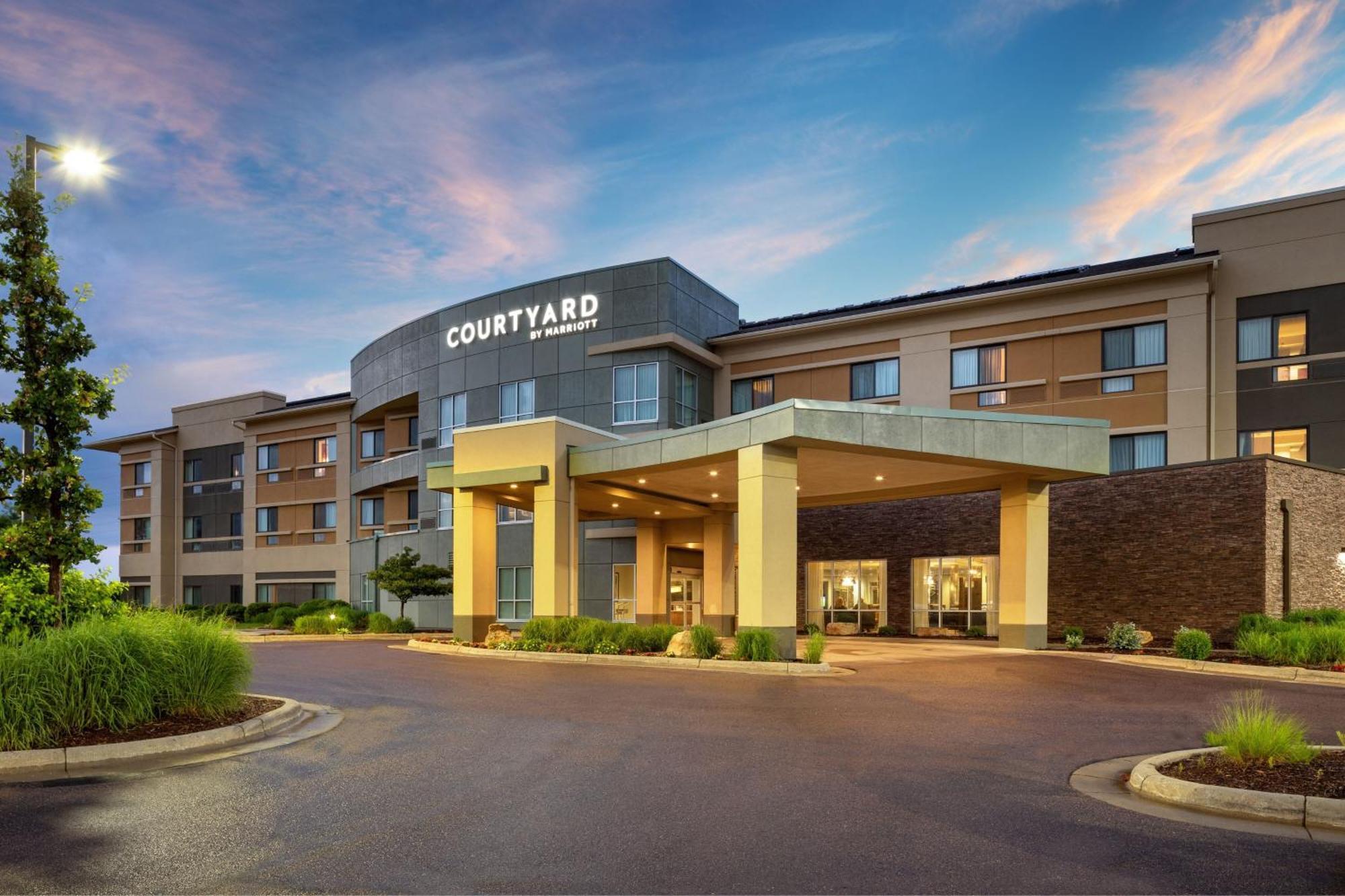 Courtyard Mankato Hotel & Event Center Exteriér fotografie